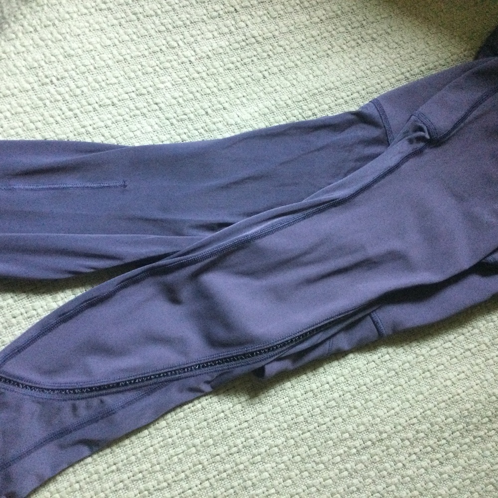 LULULEMON  Indigo Leggings in Size 8